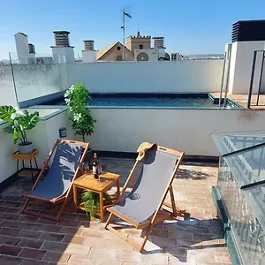 San Luis Downtown & Pool Apartamento