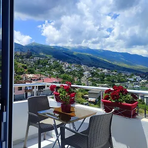 Vladimir Estate , Gjirokastër Albânia